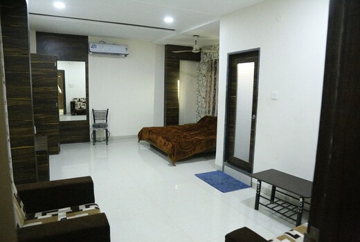 Hotel Aman Palace