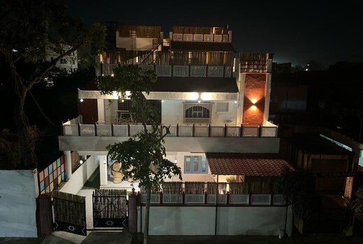 Ohh Hostler Jaipur