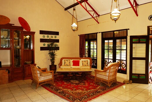 Hotel O Cemara's Homestay