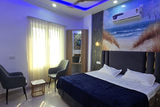 Hotel Diamond Shine