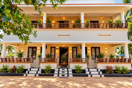 SUNORABEACHSTAY