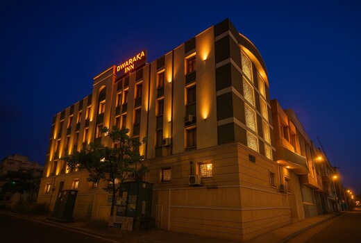 Hotel Dwaraka Inn