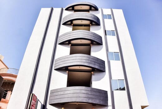 SPOT ON City Tower Inn