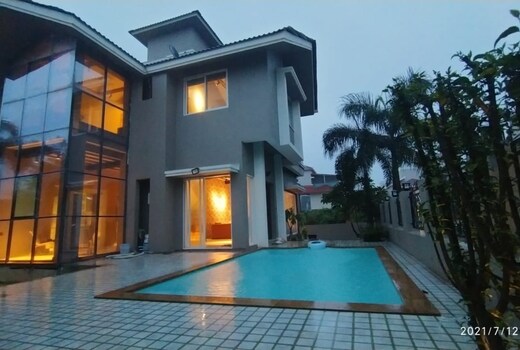 Redhomex Tulip Villa 4BHK with Private Pool