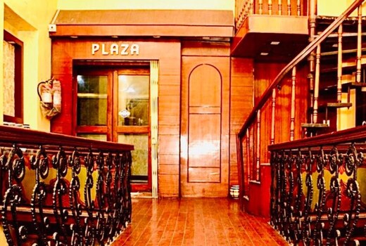 Plaza Kolkata By WB Hotels