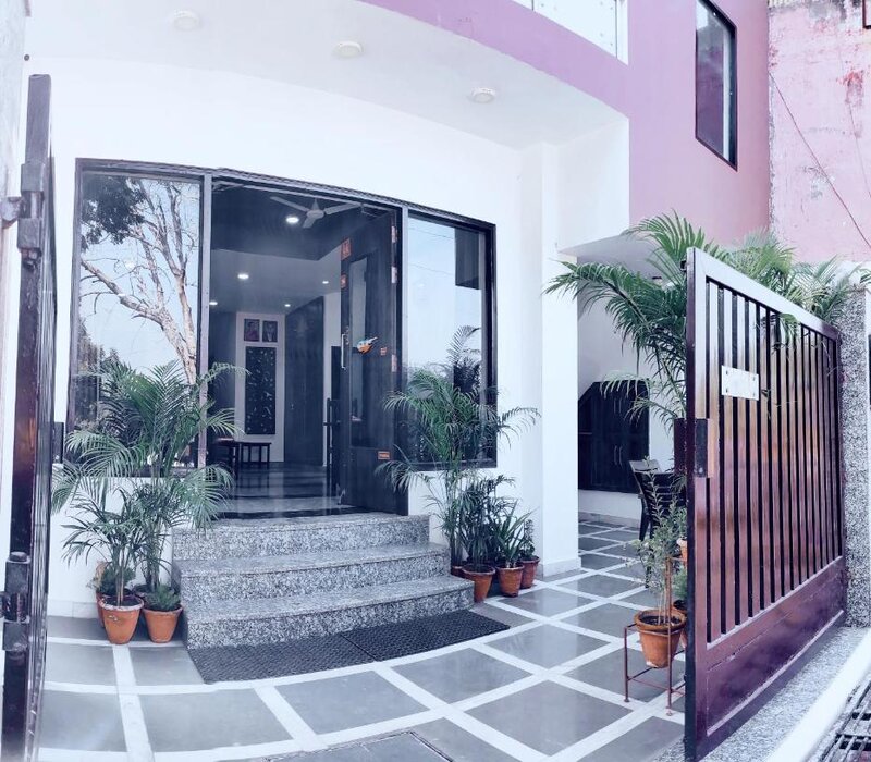 Luxury Taj Home Stay