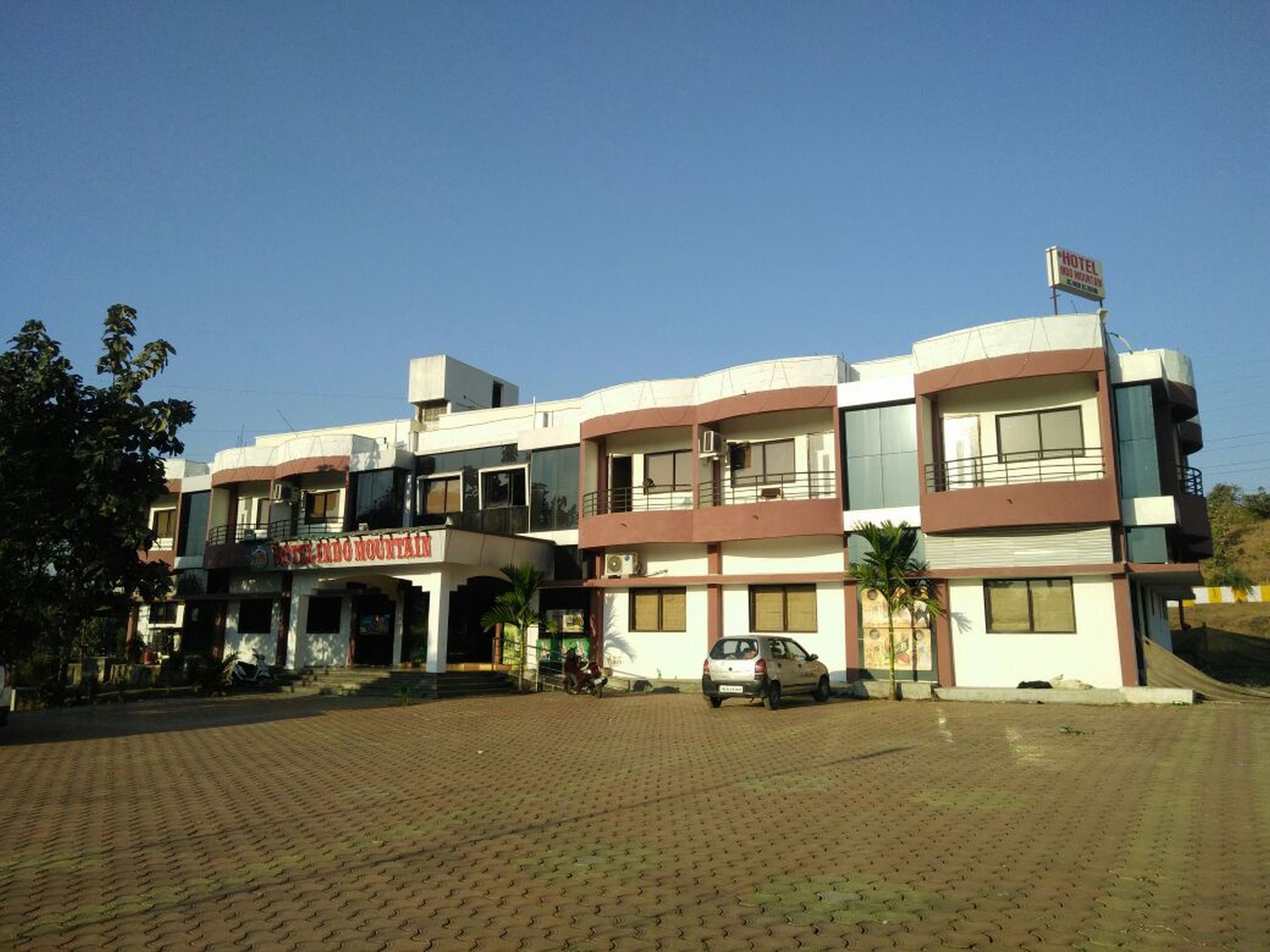 Indo Mountain Hotel
