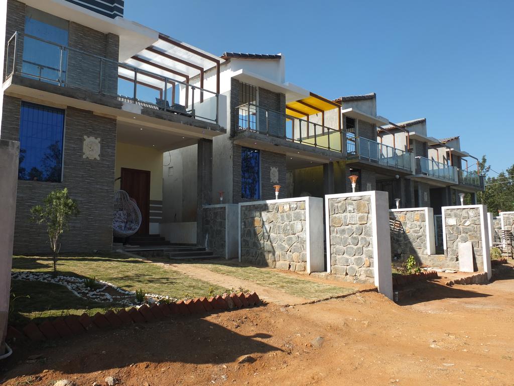 Sushmika Villas & Resorts