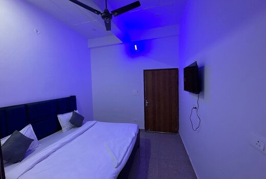 Hotel O Robin Inn
