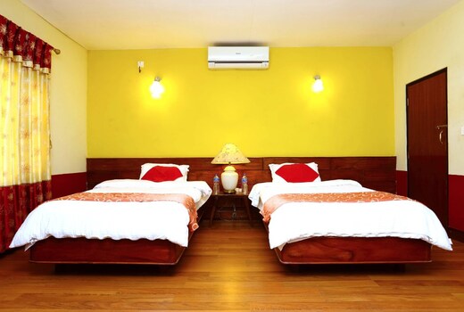 Safari Adventure Lodge
