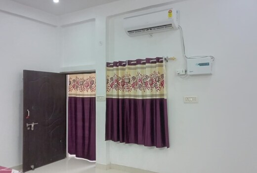 Kanha Ji Atithi Niwas Home Stay