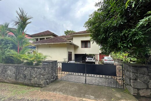 Mango Tree Villa -Budget Friendly Rooms | Zoliva Homes
