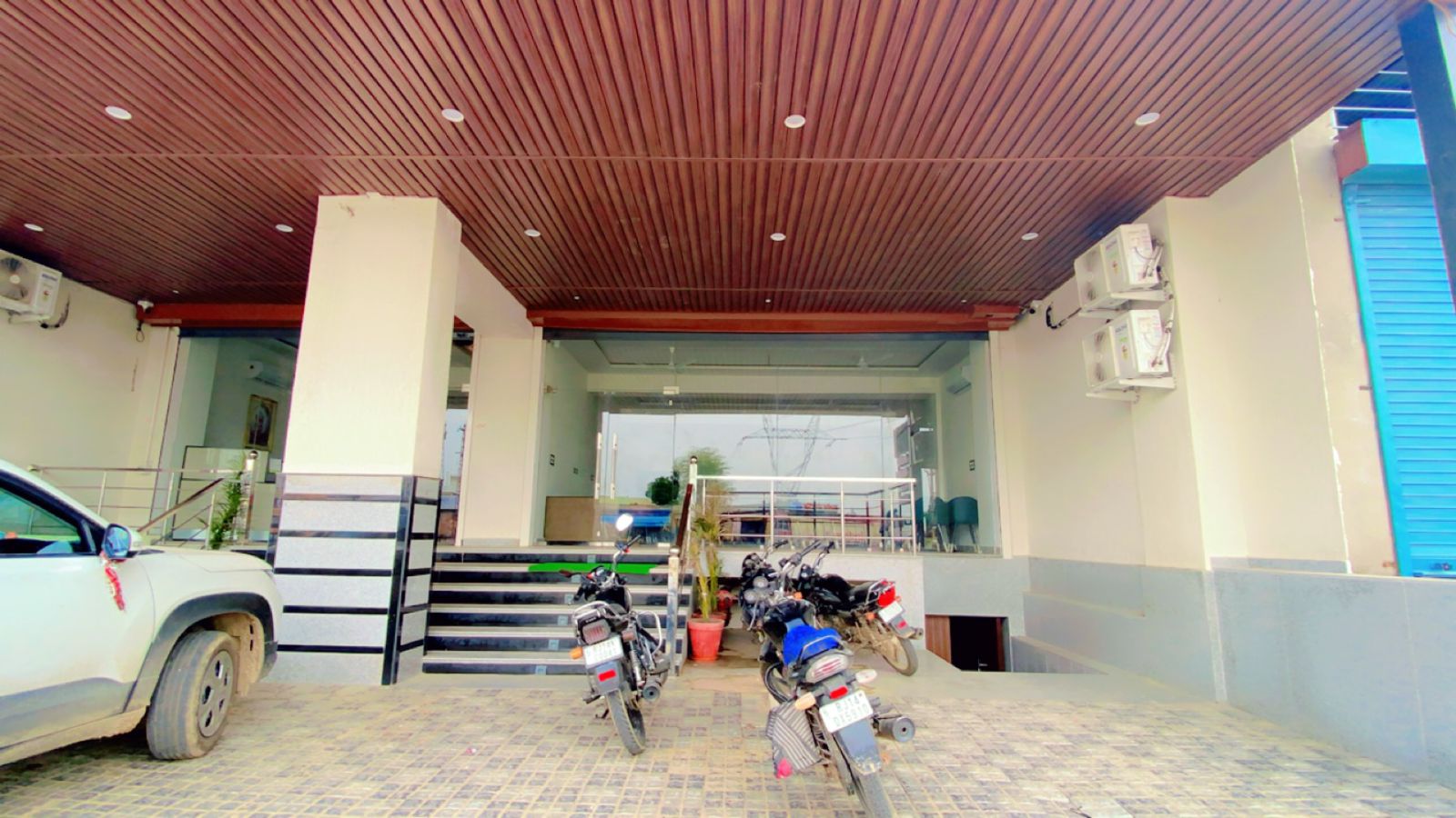 Main gallery