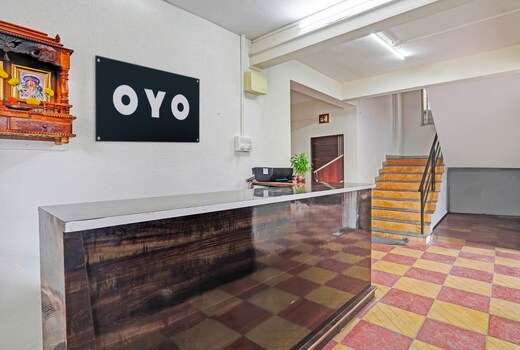 Hotel O Ashiyana lodge Wakad Bridge Bus Stop