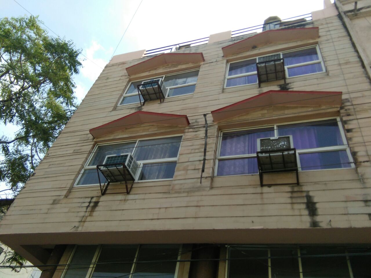 Hotel Amulya Shri