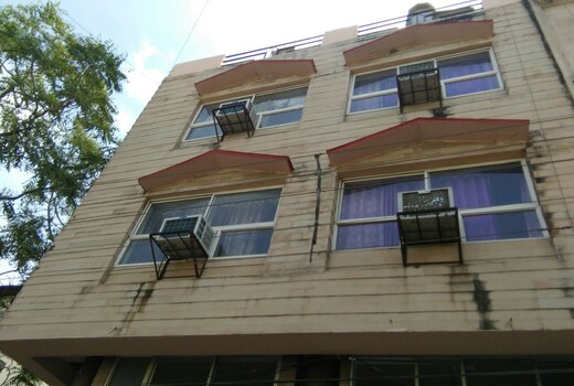 Hotel Amulya Shri
