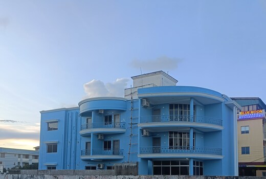 Annapurna Premium (Sea View)