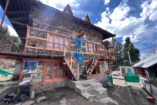 Old Brahma Cafe & Homestay