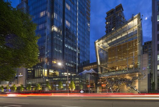 Shangri-La Hotel, Toronto