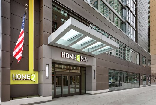 Home2 Suites by Hilton Chicago River North