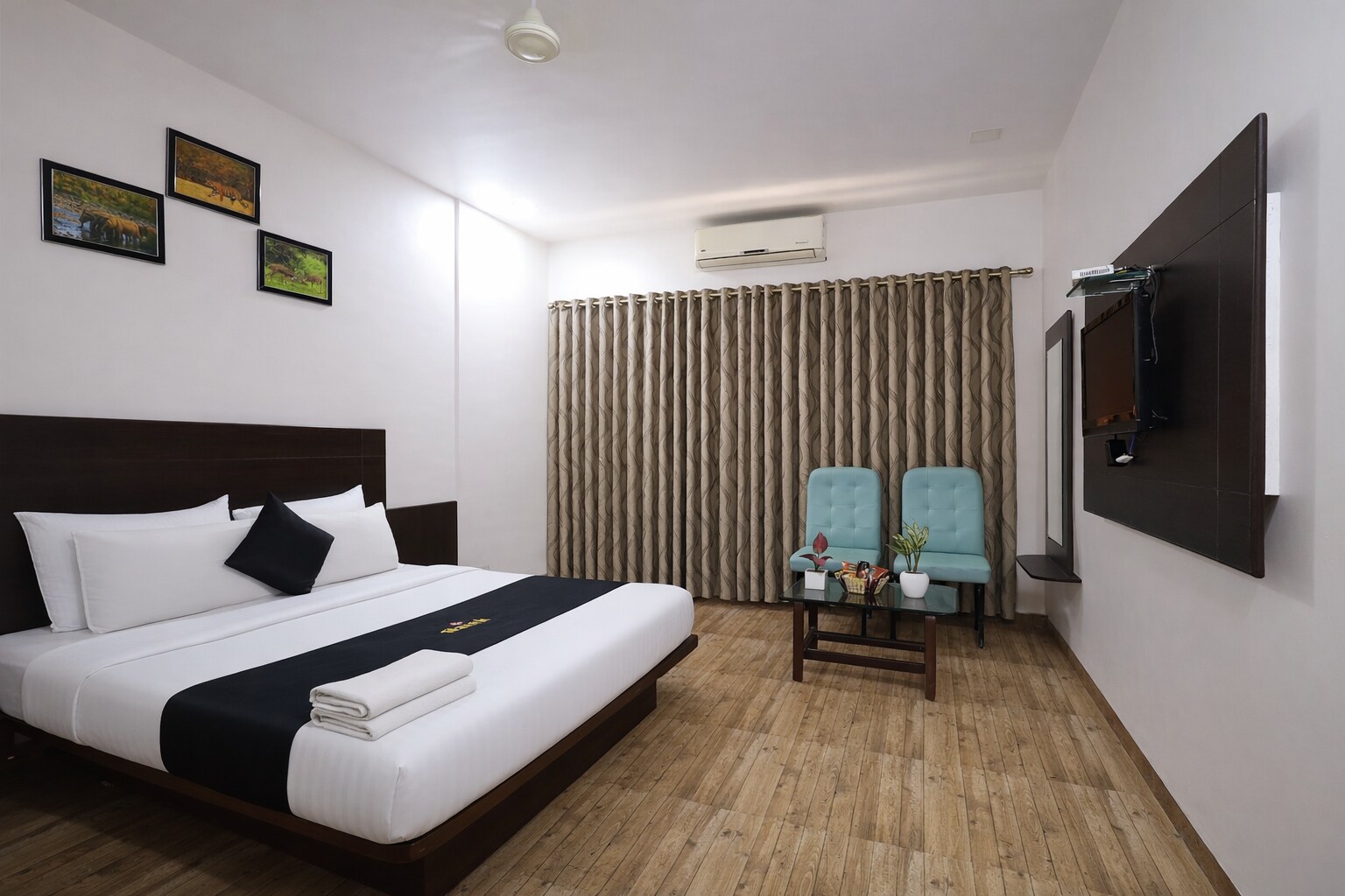 Saish Hotel