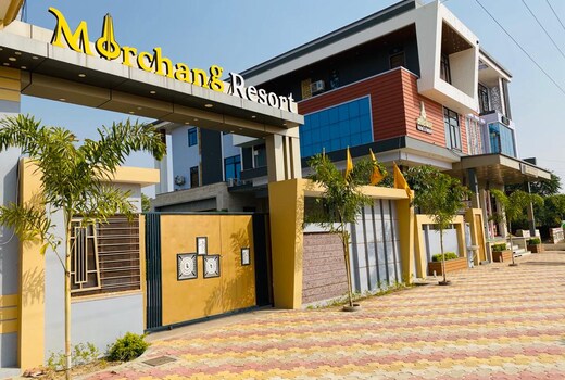 Morchang Hotel & Resort