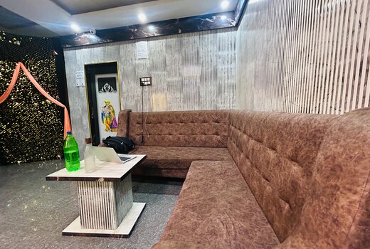 Hotel Vishnu Lok & Marriage Hall