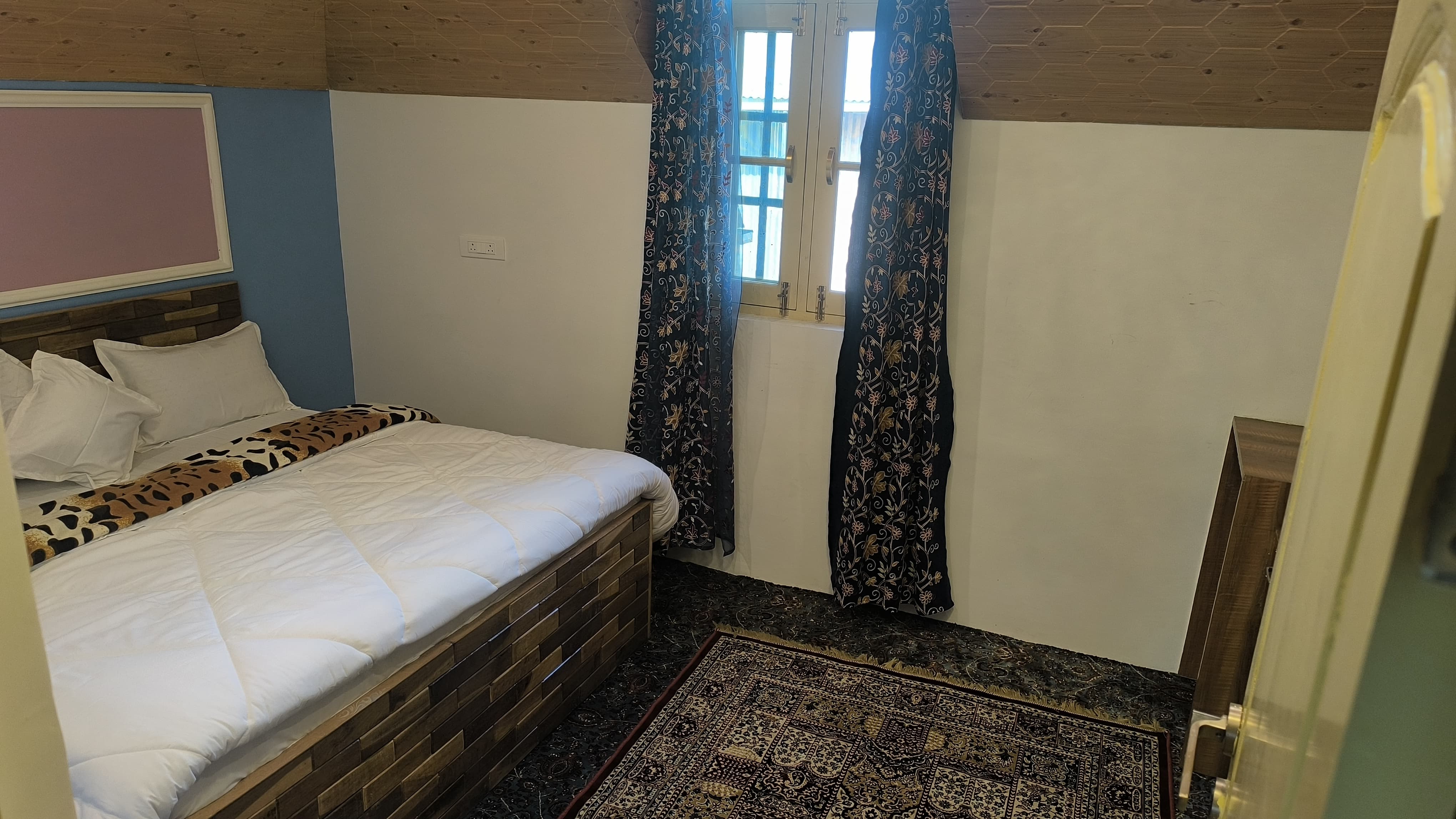 Water Vibe Homestay Srinagar