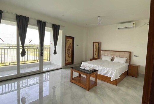 SPOT ON Golden Eagle Residency