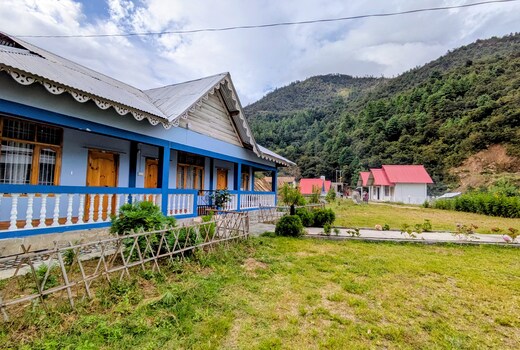 Accomoon River Side Cottages