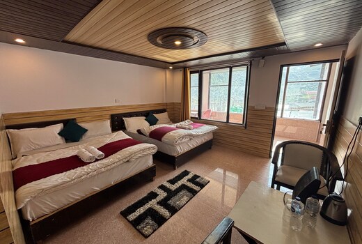 HOTEL PAWANI