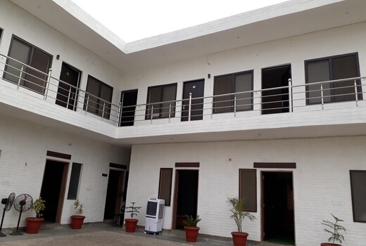 PRABHU HOTELS & RESORT