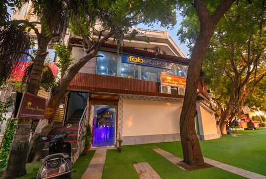 FabHotel Heritage Residency