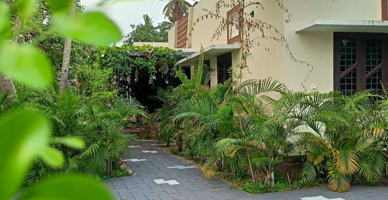 Leaf Garden Retreat