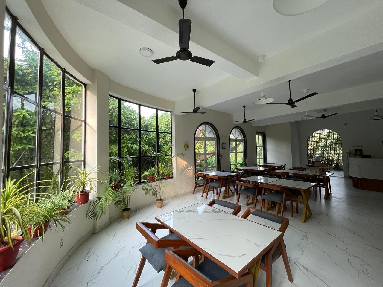 Daryacha Raja Restaurant And Stay