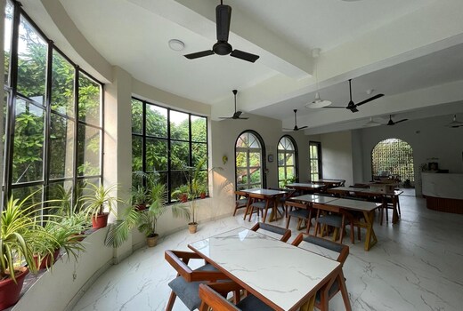 Daryacha Raja Restaurant And Stay