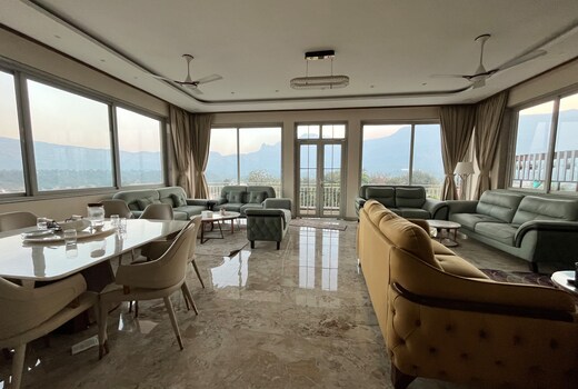 Le Chateau de Karjat - Gharobaar Stays