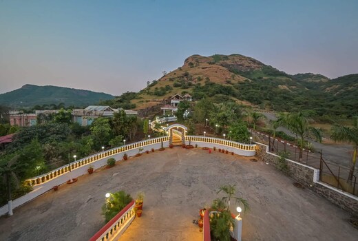 Shuubh Mountain Nest