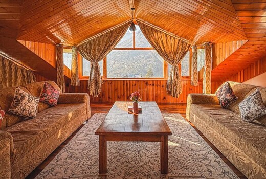 Applebrook Cottage Entire 6BHK Villa