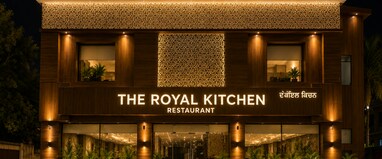Hotel ML PRIDE -800 metre from railway station