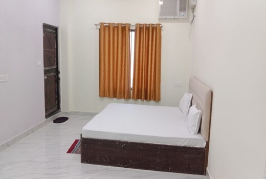 New Tripathi Lodge