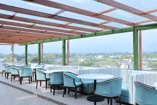 Hotel 7 Heaven
