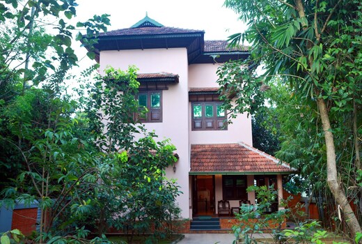 Amna Cottage