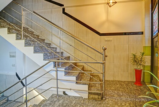 Hotel O Mezban Grand Suites