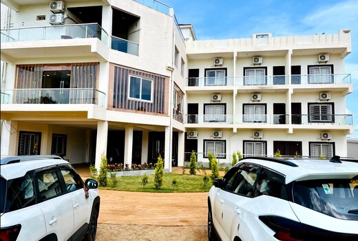 JHUMAR RESORT AND RESTAURANT