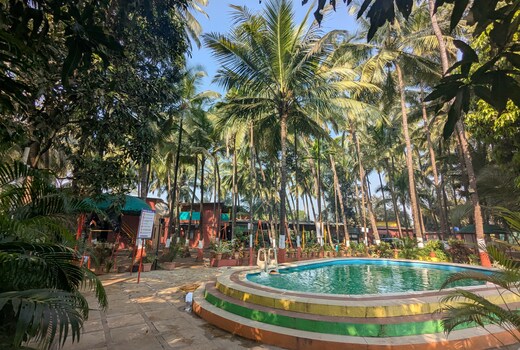 SANS RESORT