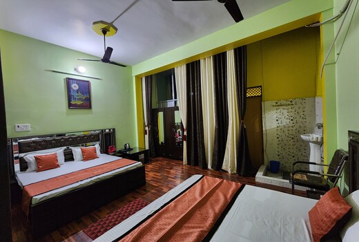 Vandana Homestay | 2 Km from Ramjanmbhoomi