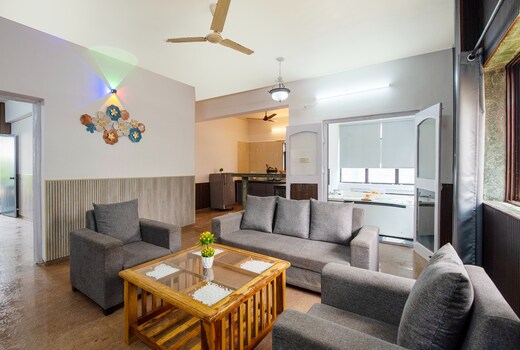 Palette Mountain Mist Villa | 2BHK | Jacuzzi | Pool | Lonavala