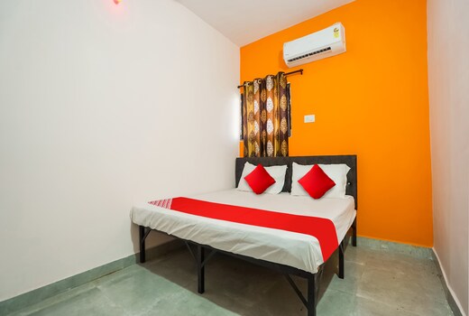 Hotel O Anand lodging & Restaurant