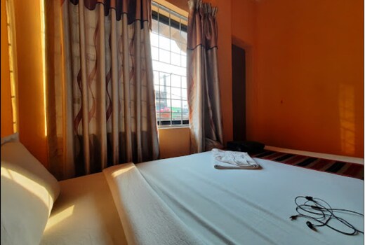 Hotel Silent Peak By WB Inn